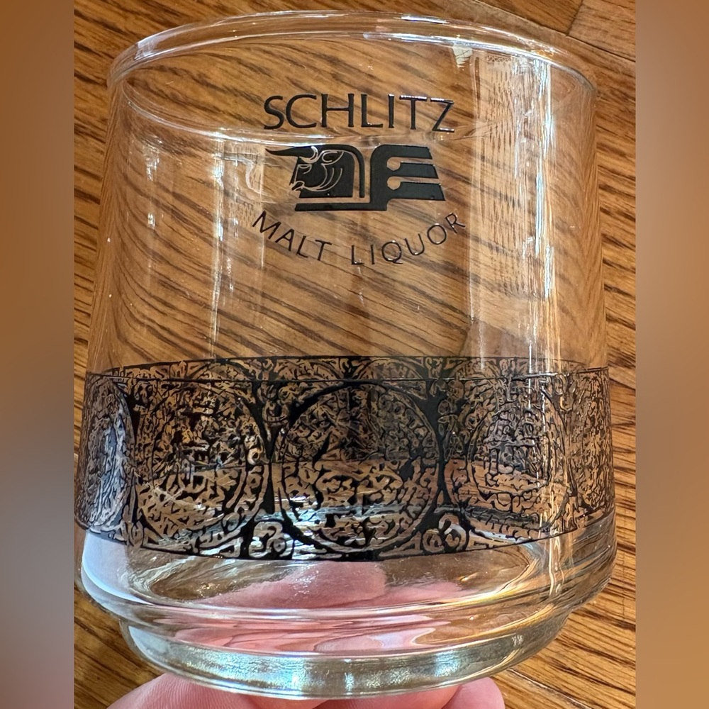 Schlitz Malt Liquor Whisky Low Ball Glasses Tumblers Set of 8, Clear w/ Black